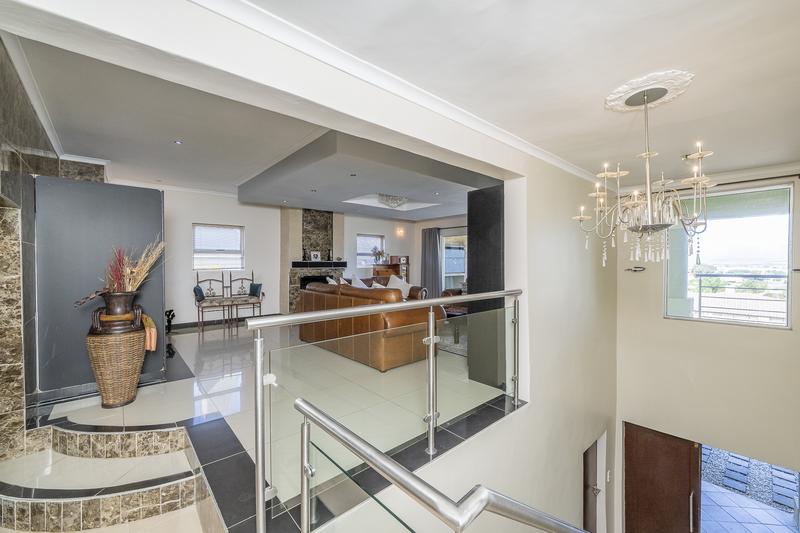 To Let 6 Bedroom Property for Rent in Kleinbron Estate Western Cape